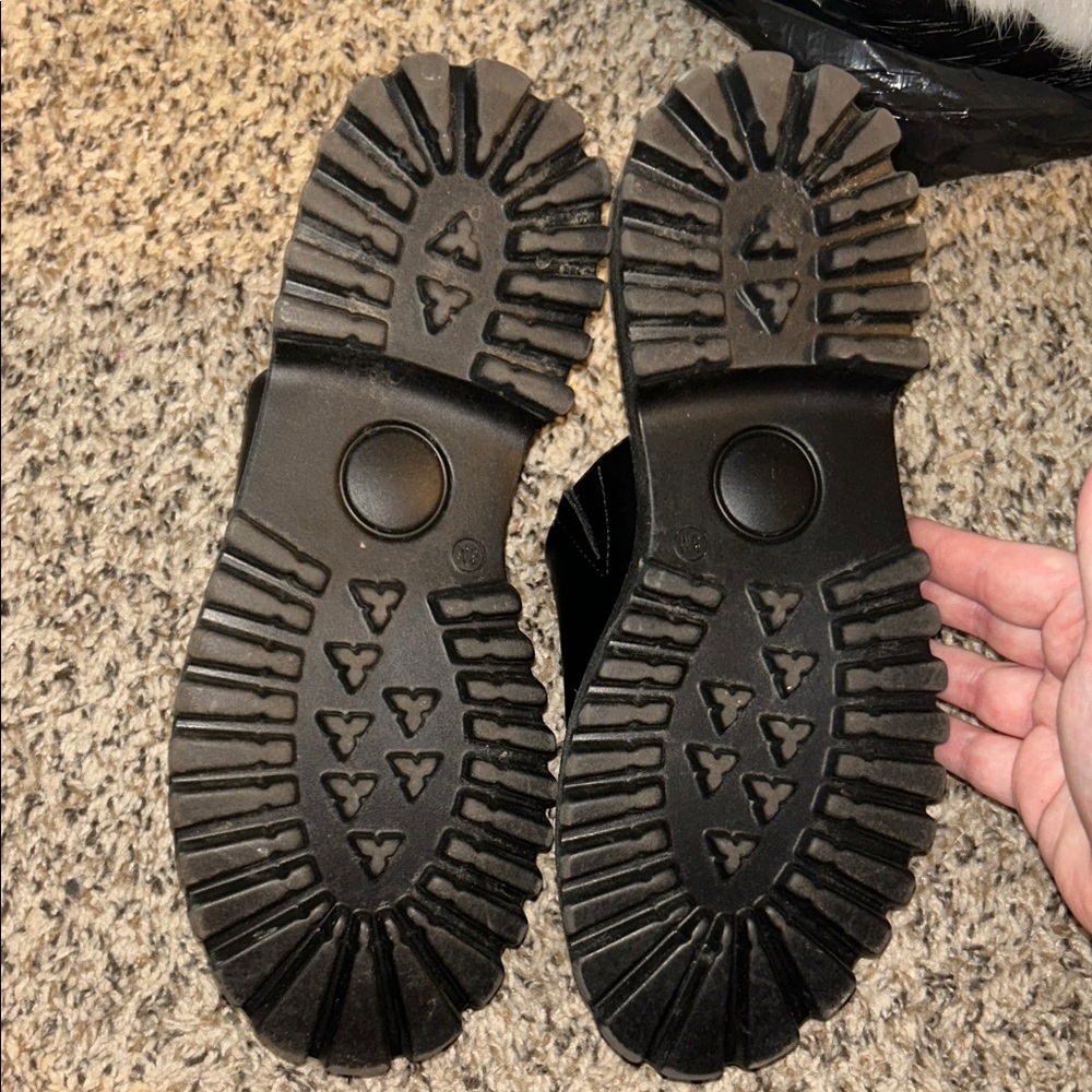 Sincerely Jules Black Mules - Picture 3 of 3